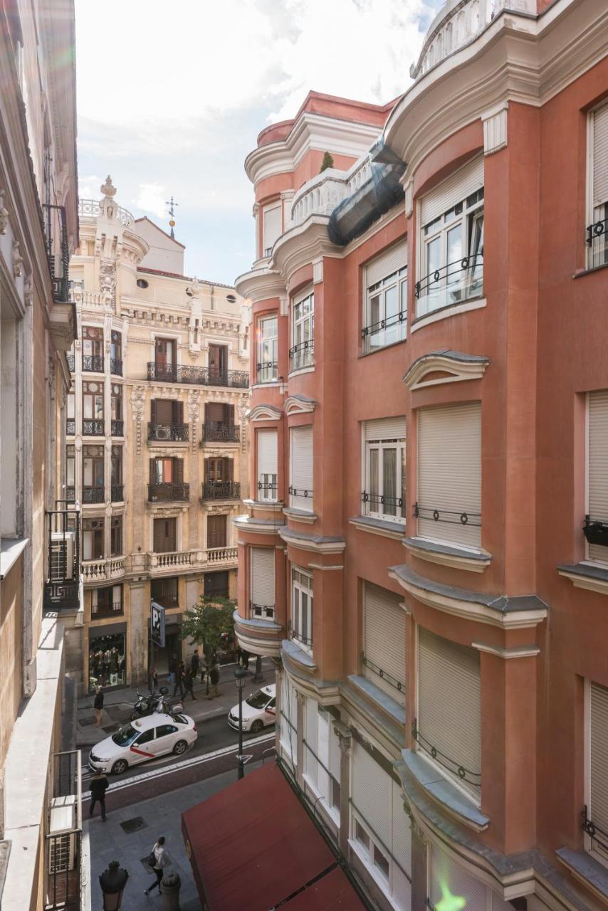 Apartamentos Madrid Centro B ภายนอก รูปภาพ