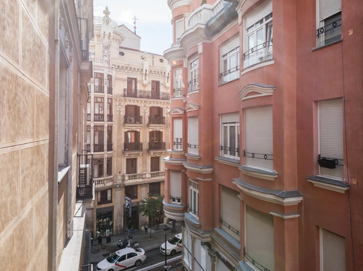 Apartamentos Madrid Centro B ภายนอก รูปภาพ